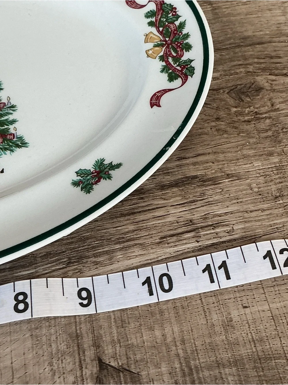 Johnson Brothers Christmas Tree Oval Serving Platter - White, Green, Red, Gold